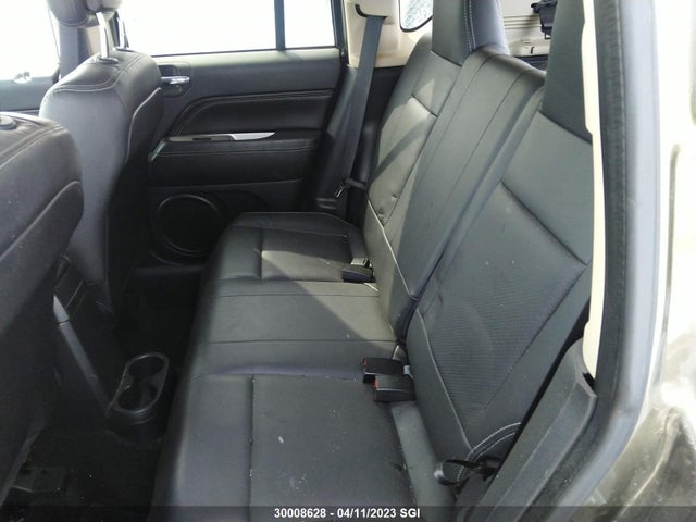 1C4NJDCB2FD290881 Jeep Compass Limited