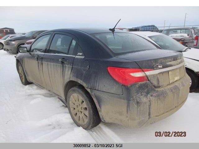 Chrysler 200 LX 2012 1C3CCBABXCN124417 Image 3