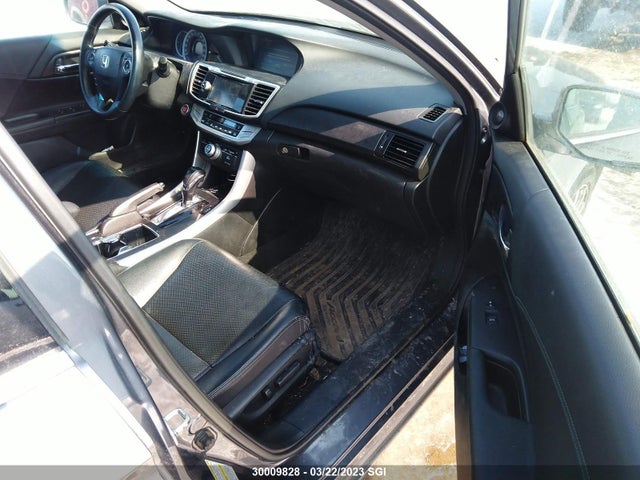 Honda Accord Touring 2013 1HGCR3F98DA800511 Image 6