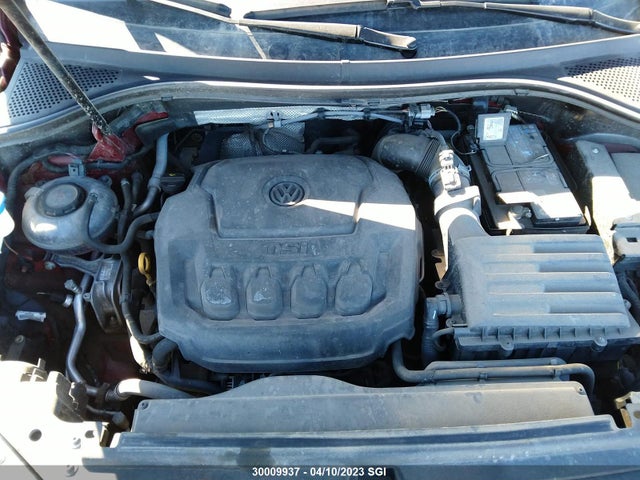 3VV2B7AX9JM078624 Volkswagen Tiguan