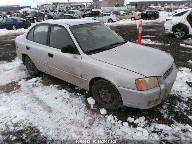 Hyundai ACCENT GL 2001 KMHCG45C81U200388 main image