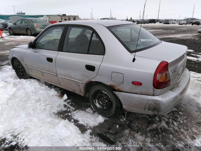Hyundai ACCENT GL 2001 KMHCG45C81U200388 Image 4