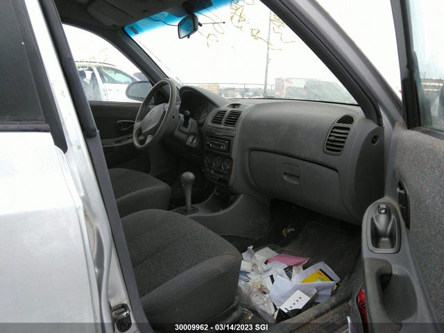 Hyundai ACCENT GL 2001 KMHCG45C81U200388 Image 6
