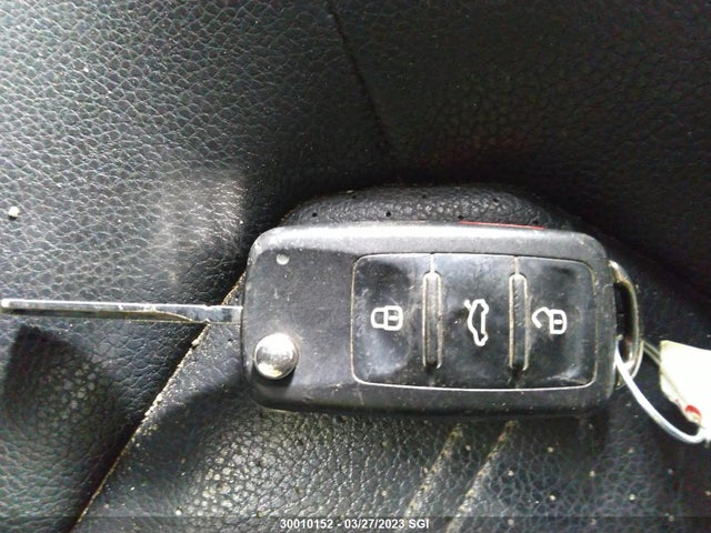 Volkswagen PASSAT SE 2013 1VWBM7A38DC075531 Image 3