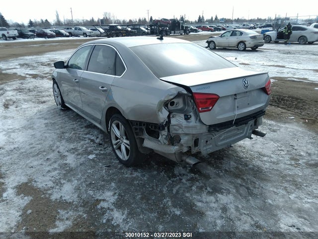 Volkswagen PASSAT SE 2013 1VWBM7A38DC075531 Image 4