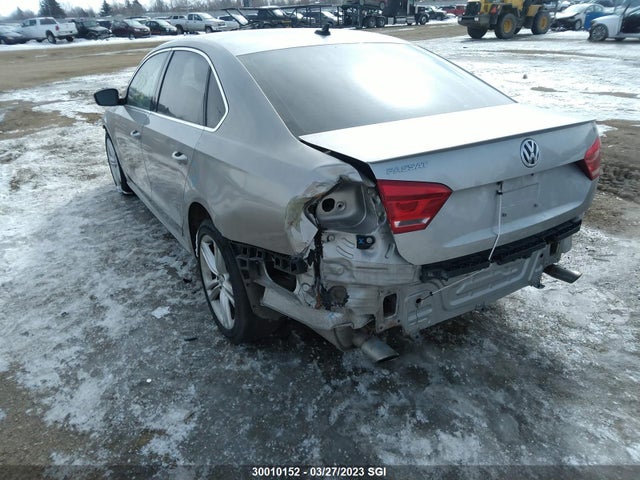 Volkswagen PASSAT SE 2013 1VWBM7A38DC075531 Image 7
