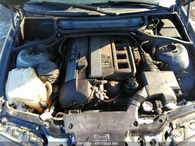 WBAAM3346YCD58769 BMW 323 I