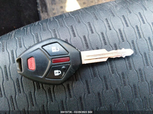 JA4AD2A37FZ601630 Mitsubishi Outlander Es