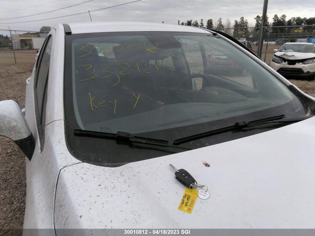 Chevrolet TRAX LS 2019 3GNCJNSB3KL290723 Image 3
