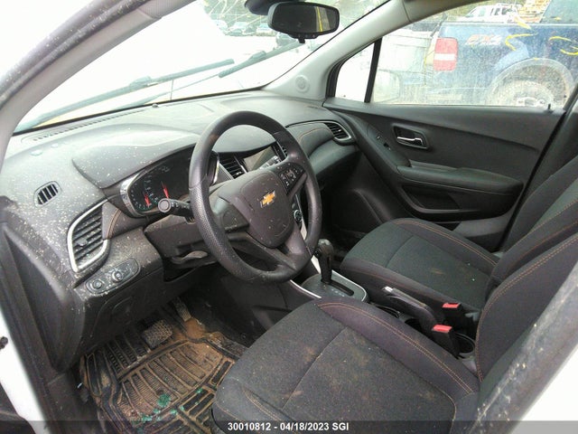 Chevrolet TRAX LS 2019 3GNCJNSB3KL290723 Image 5