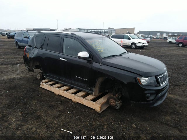 1C4NJDAB8ED568653 auction archive image