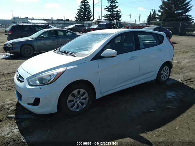 Hyundai ACCENT SE 2016 KMHCT5AEXGU238934 Image 2