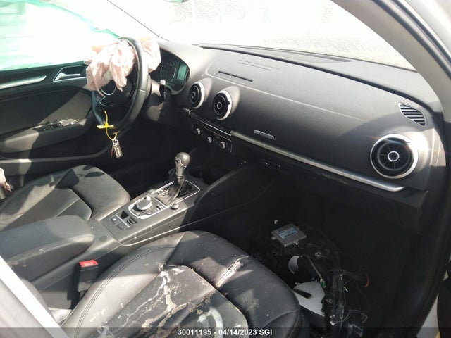 WAUE8GFF5G1102639 Audi A3 Premium Plus