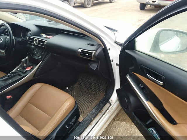 Lexus IS 250 2014 JTHCF1D26E5003121 Image 5