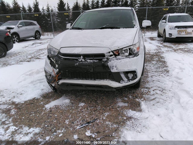 JA4AJ3AU4KU601390 Mitsubishi RVR SE