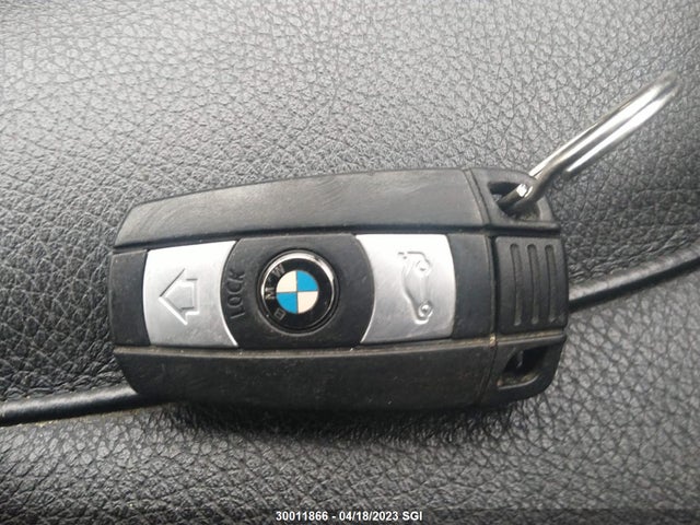 30011866 :رقم المزاد ، WBAVB13576KR64019 vin ، 2006 Bmw 325 I مزاد بيع