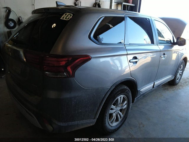 JA4AZ2A3XLZ602770 Mitsubishi Outlander Es