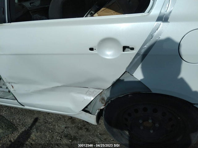 JA32U2FU3HU602641 Mitsubishi LANCER ES