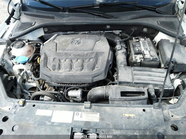 1VWAA7A35LC003057 Volkswagen PASSAT S