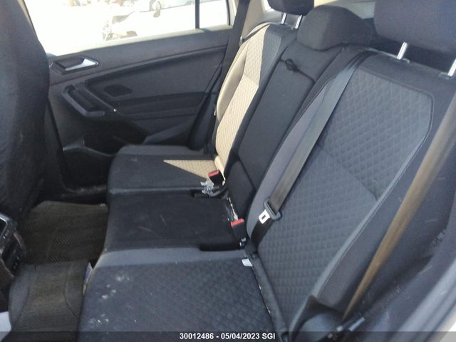 Volkswagen TIGUAN S 2018 3VV0B7AX9JM095463 Image 9