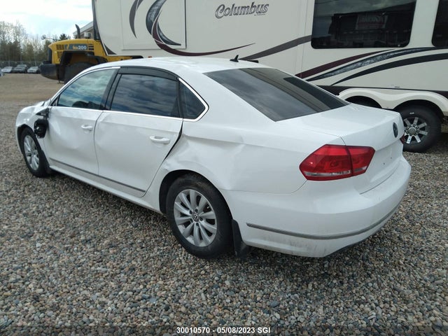 1VWAN7A32EC076247 Volkswagen PASSAT S