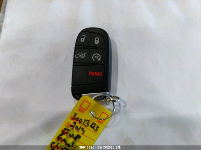 1C4RJFAG3KC648940 Jeep Grand Cherokee Laredo