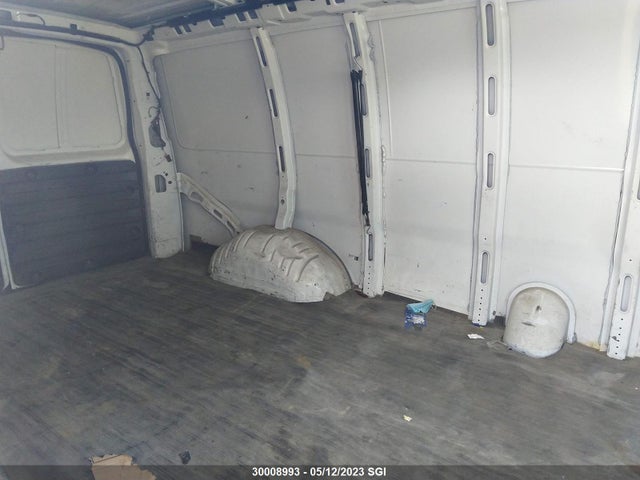 Chevrolet Express G2500 2015 1GCWGFCF7F1102231 Image 8