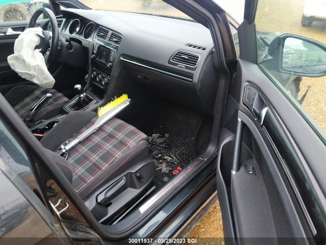 3VW5T7AU8FM005389 Volkswagen GTI