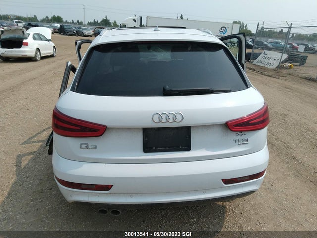 WA1GFEFS2FR004973 Audi Q3 Prestige