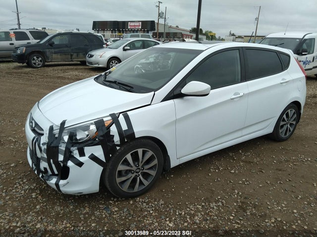 Hyundai ACCENT SE 2017 KMHCT5AE8HU331369 Image 2