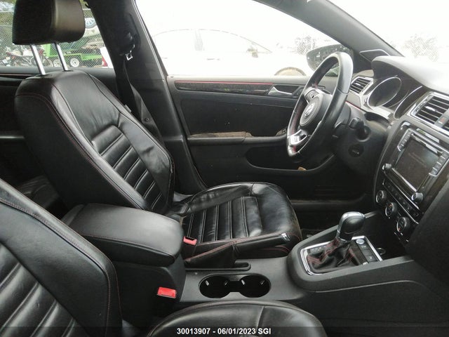 3VW4T7AJ4HM232180 Volkswagen JETTA GLI