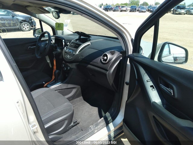 Chevrolet TRAX LS 2016 3GNCJKSB7GL274918 Image 5