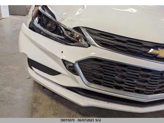 Chevrolet CRUZE LT 2017 3G1BE5SM5HS504919 Image 9