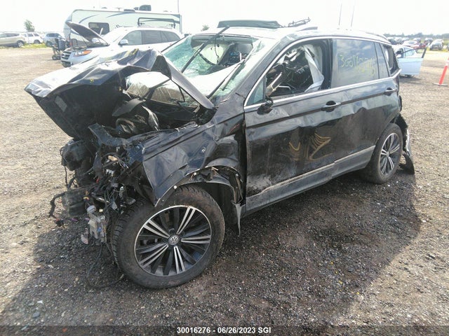 3VV4B7AX1JM055153 Volkswagen Tiguan Sel Premium