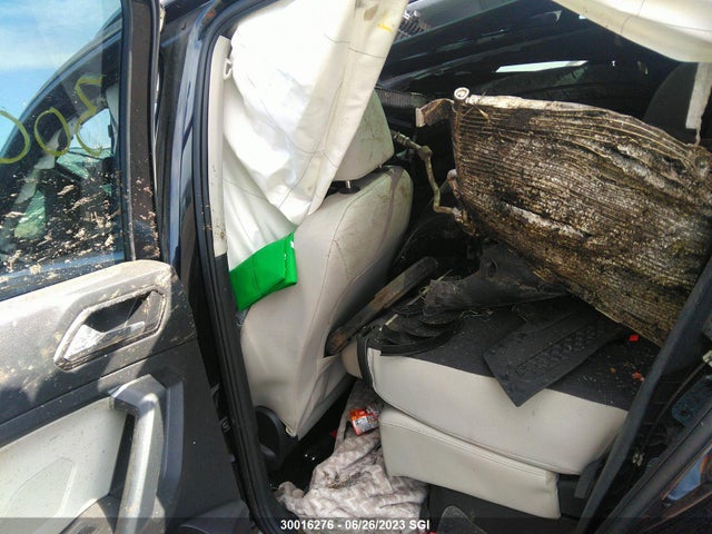 3VV4B7AX1JM055153 Volkswagen Tiguan Sel Premium