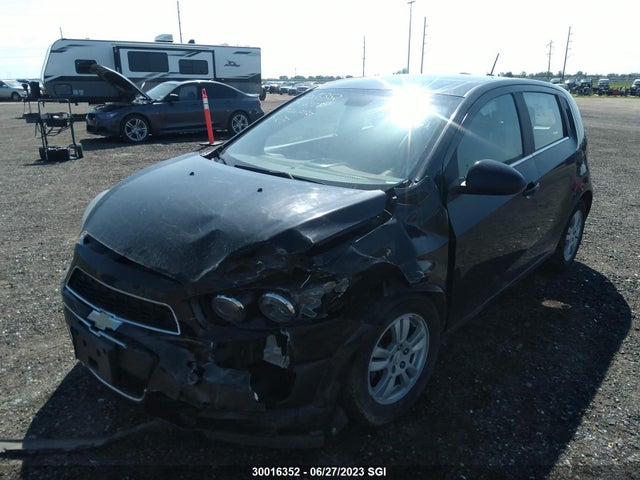 Chevrolet SONIC LT 2016 1G1JC6SBXG4169080 Image 2