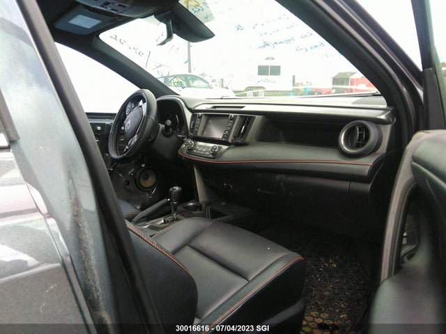Toyota RAV4 SE 2017 2T3JFREV8HW634627 Image 5