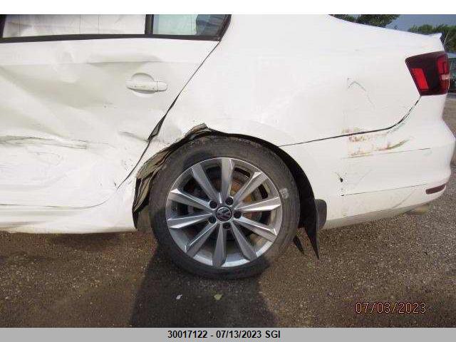 3VWD67AJ6GM281287 Volkswagen JETTA SE