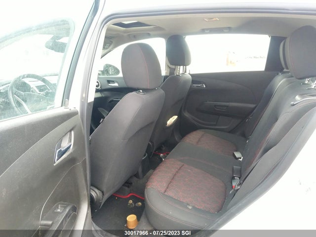 Chevrolet SONIC LT 2018 1G1JD6SB8J4112137 Image 8
