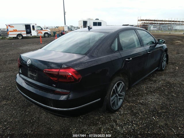 1VWAA7A37JC016454 Volkswagen Passat S/r-line