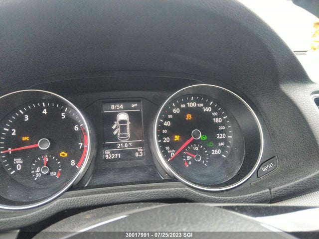 1VWAA7A37JC016454 Volkswagen Passat S/r-line