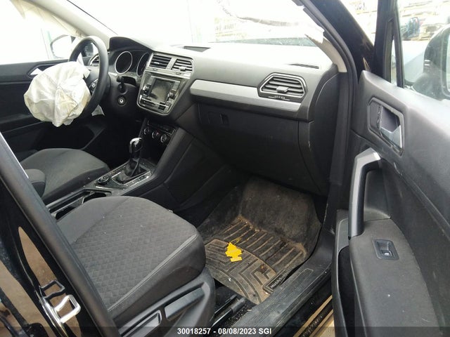 3VV0B7AX0KM155342 Volkswagen TIGUAN S