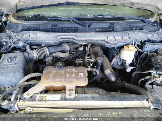 1C6RR7LM4FS744497 RAM 1500 Slt