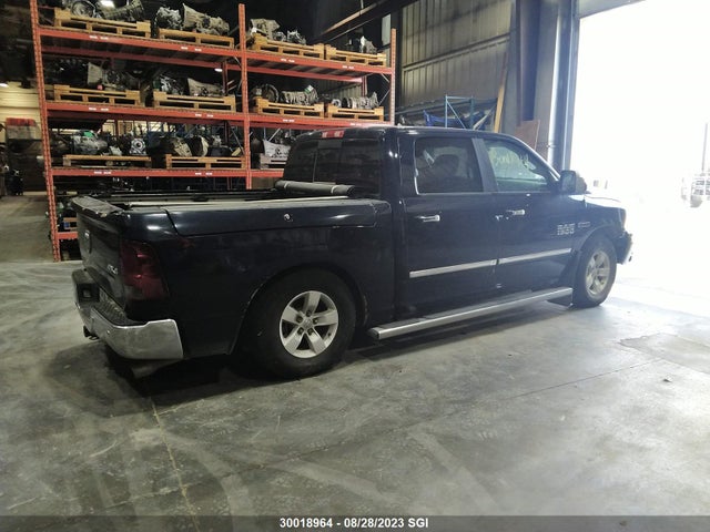 1C6RR7LM4FS744497 RAM 1500 Slt