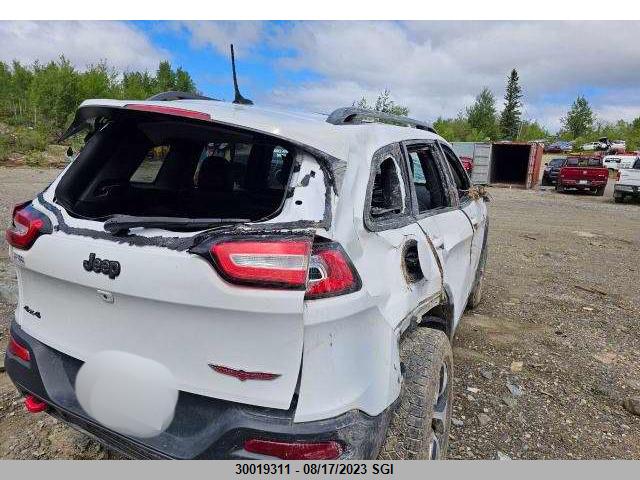 1C4PJMBS0FW678562 Jeep Cherokee Trailhawk