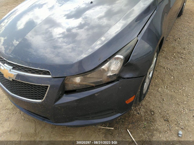 30020297 :رقم المزاد ، 1G1PC5SB2E7318081 vin ، 2014 Chevrolet Cruze Lt مزاد بيع