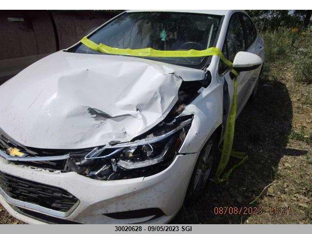 Chevrolet CRUZE LT 2018 1G1BE5SM7J7146291 Image 2