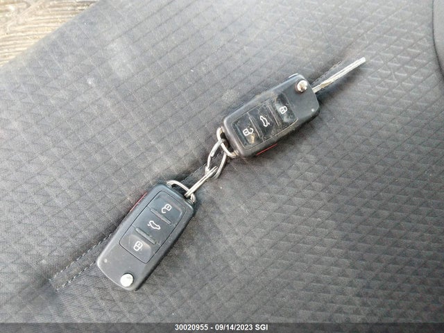 3VW2K7AJ6FM248078 Volkswagen JETTA S