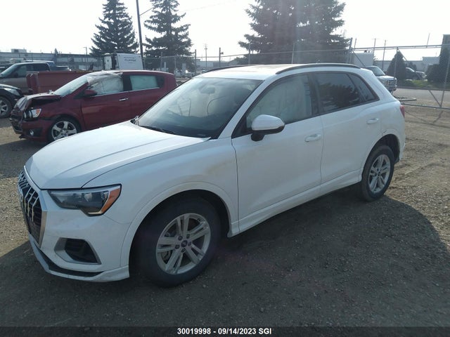 WA1AUCF35M1076139 Audi Q3 Premium 40
