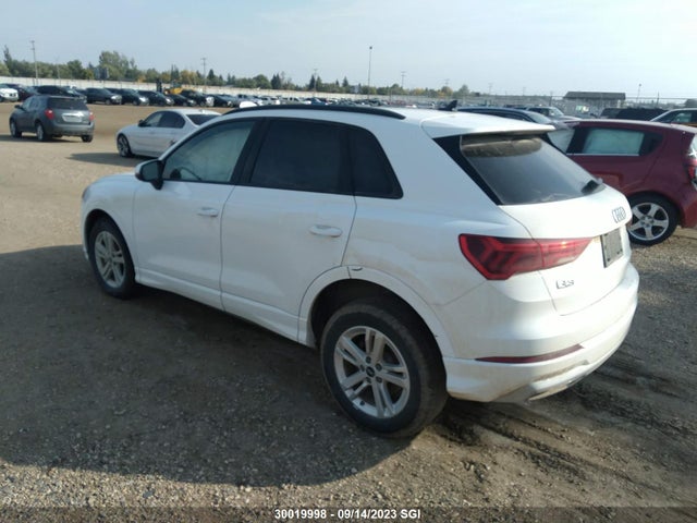 WA1AUCF35M1076139 Audi Q3 Premium 40